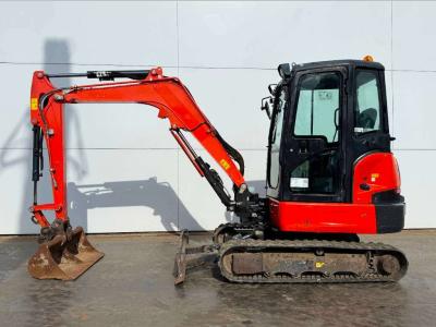Kubota KX037-4 - Hammer Lines / Quick Coupler vendida por Boss Machinery