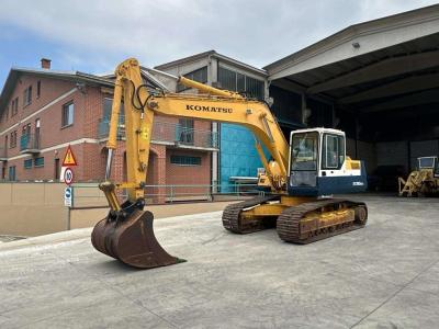 Komatsu PC180NLC-5K vendida por Massucco T. Srl