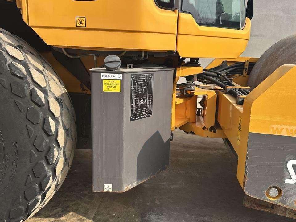 Volvo SD160B Foto 6