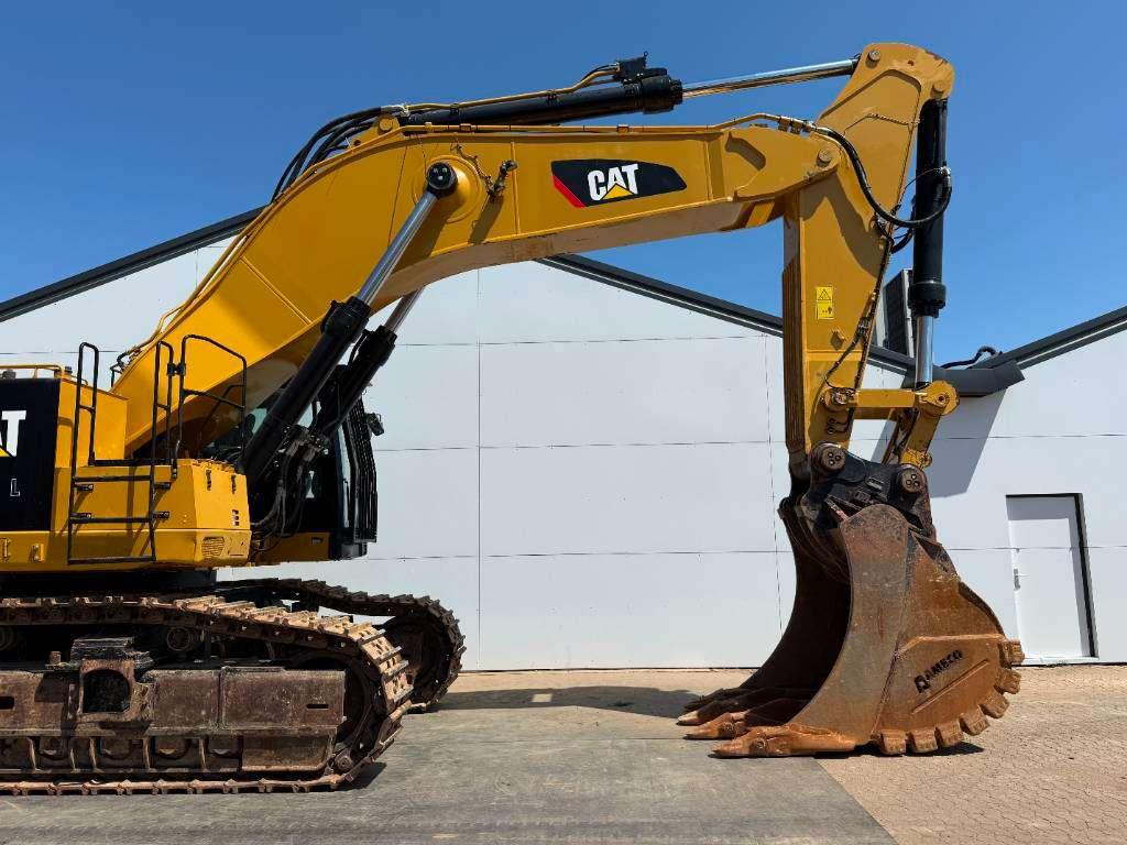 Caterpillar 390F - German Machine / Camera / Quick Coupler Foto 17