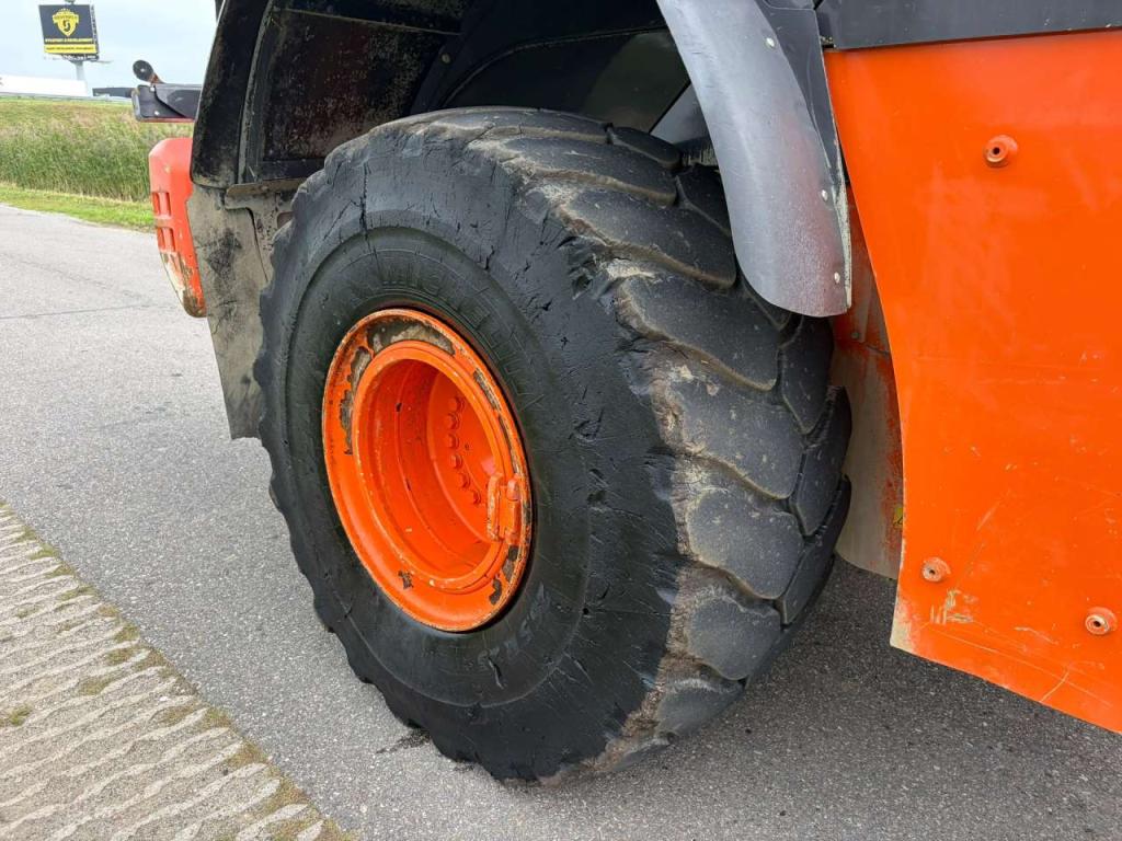 Hitachi ZW310-6 Foto 14