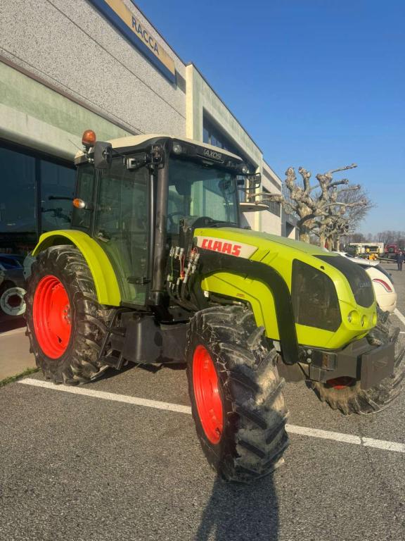 Claas Axos 320 Foto 1