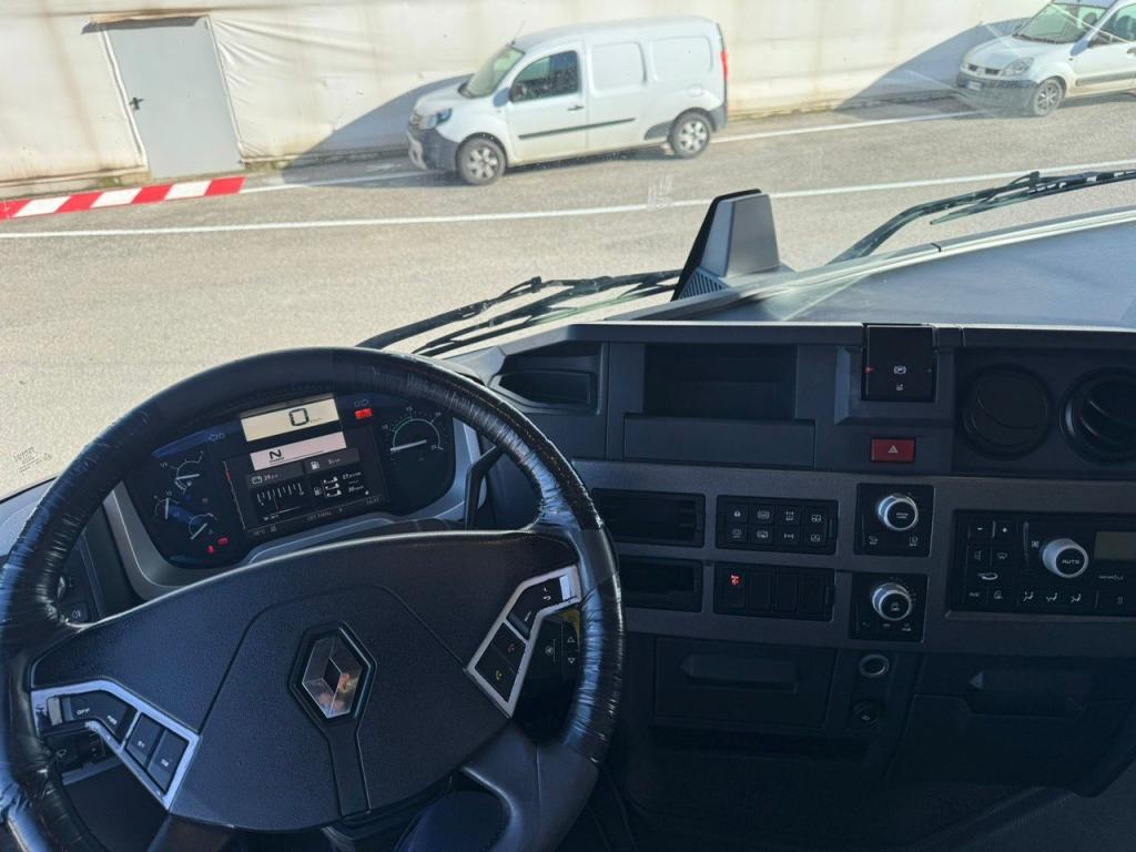 Renault T 520 Foto 4
