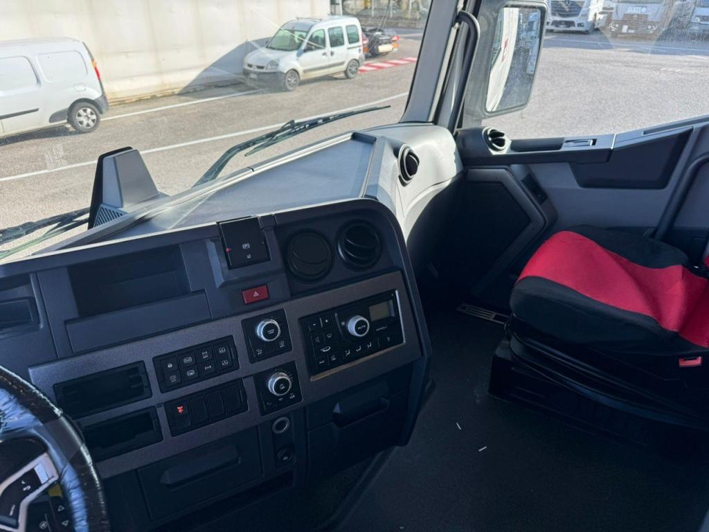 Renault T 520 Foto 5