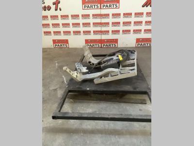 Supporto serbatoio para Volvo FH16 550 6x4 vendida por Massucco T. Srl Area Ricambi