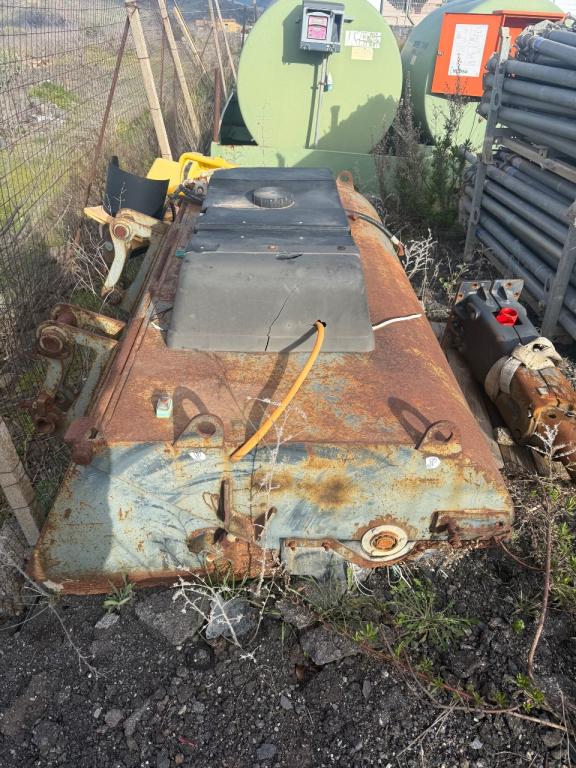 M3 MetalMeccanica Moderna Cuchara barredora Foto 2