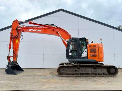 Hitachi ZX225LC-5B - New Bucket / Automatic Greasing / CAM vendida por Boss Machinery
