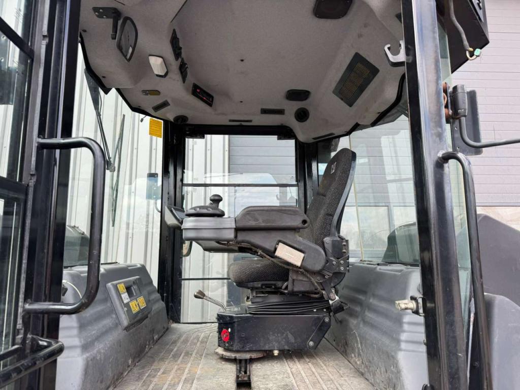 Caterpillar CD54B Foto 15