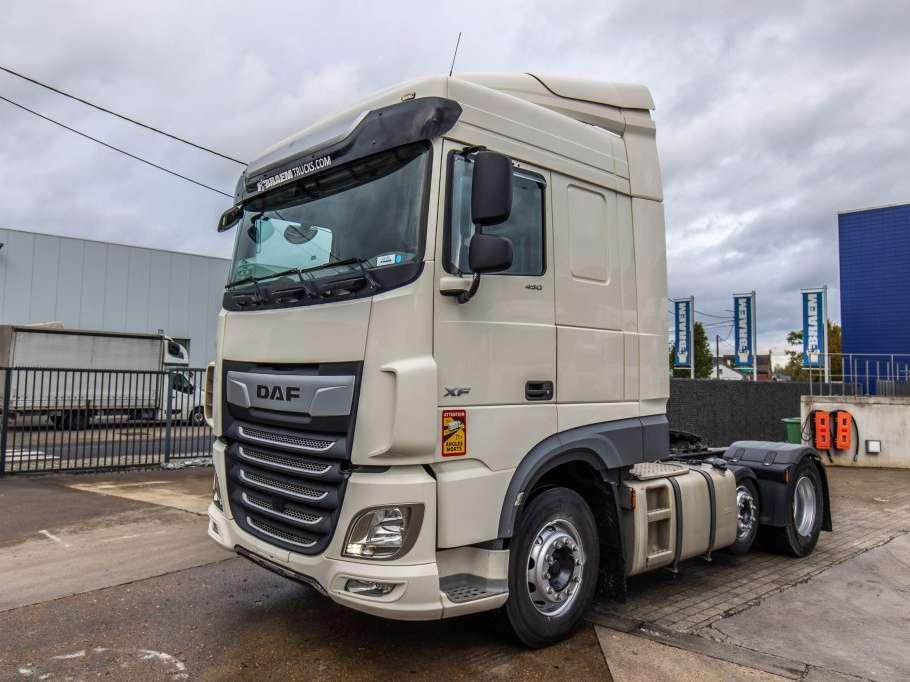 Daf XF 450-6x2 Foto 1