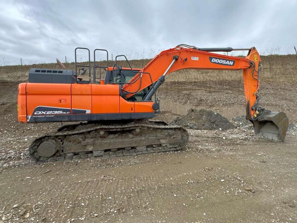 Doosan DX235NLC-5 Foto 4