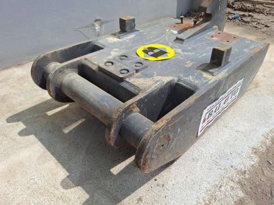 S3 for 38-43 ton excavators Attachment plate vendida por Balavto