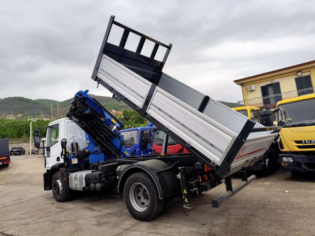 Iveco EUROCARGO CUBE 190-250 Foto 2