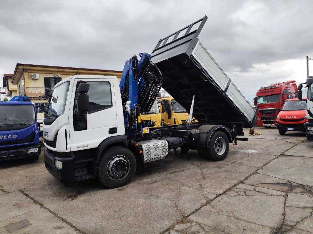 Iveco EUROCARGO CUBE 190-250 Foto 30