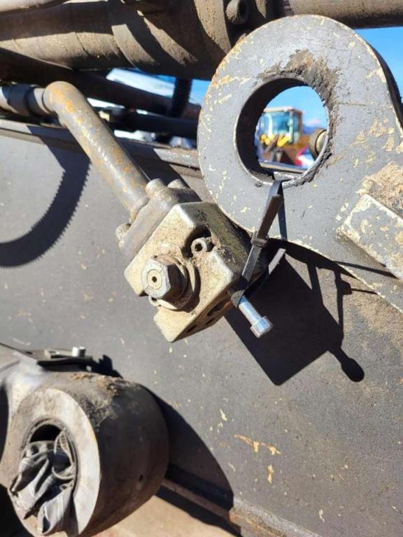 Volvo digging arm 14606868 for Volvo EC210B, EC210C, EC235C... Foto 5
