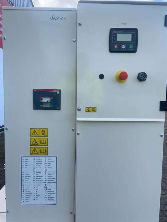 FG Wilson P550-3 - 550 kVA Open Genset - DPX-16020-O Foto 4