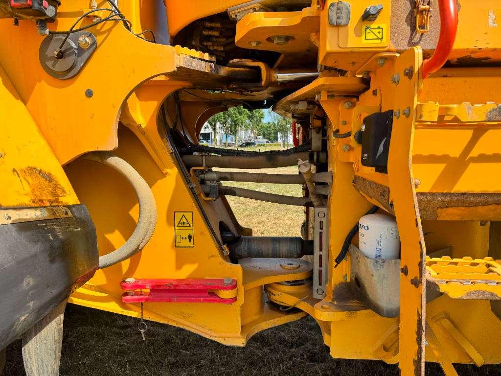Volvo L220H - Automatic Greasing / Quick Coupler Foto 23