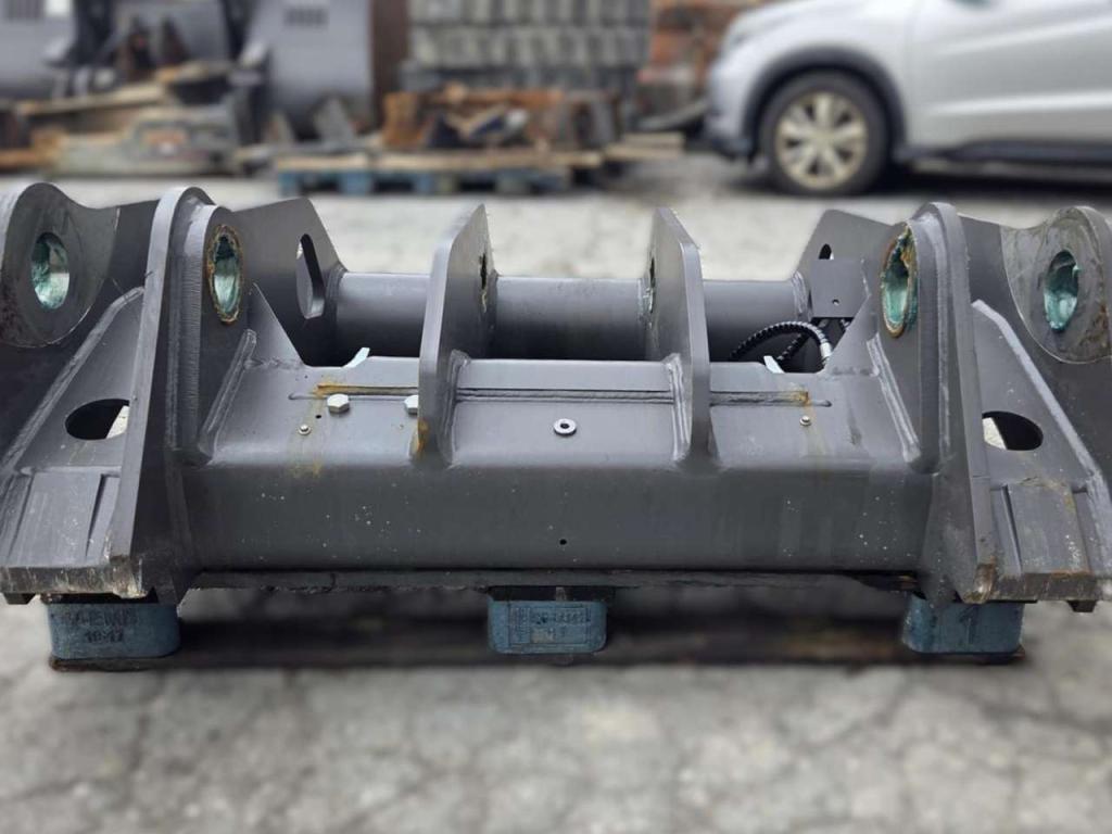 Volvo quick coupler for L150, L180 F, G, H, K Foto 7