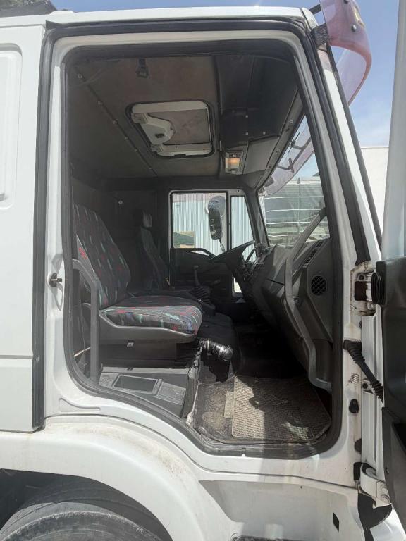 Iveco EUROCARGO ML80E21 Foto 11
