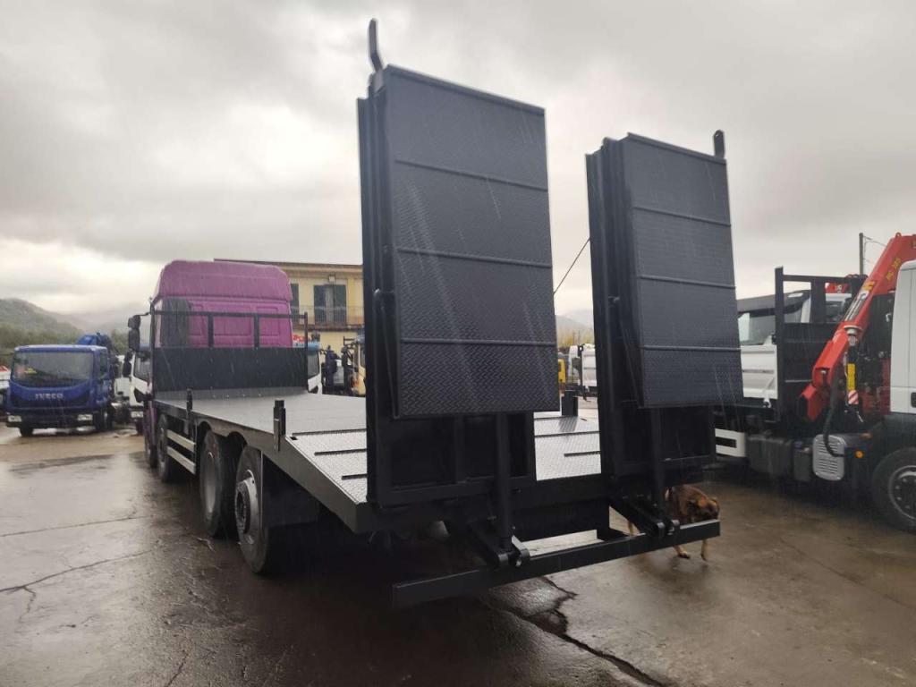 Iveco STRALIS 320S46 Foto 12