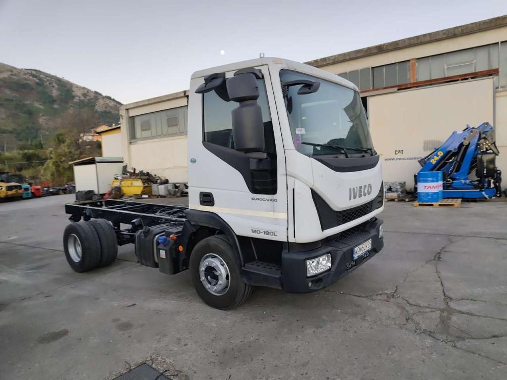 Iveco EUROCARGO 120-190L Foto 3