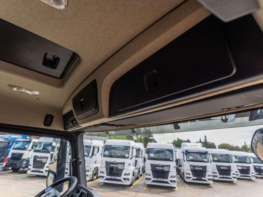 Mercedes-Benz ACTROS 1845 LS+HYDR Foto 15
