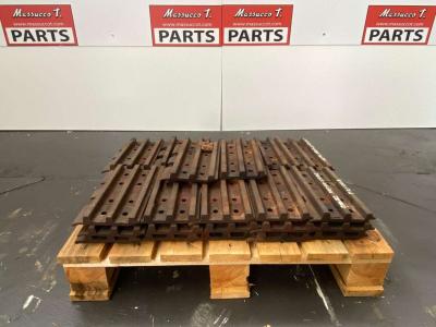Cadena de hierro para CON PATTINI 3 COSTOLE PER SCARIFICATRICE vendida por Massucco T. Srl Area Ricambi