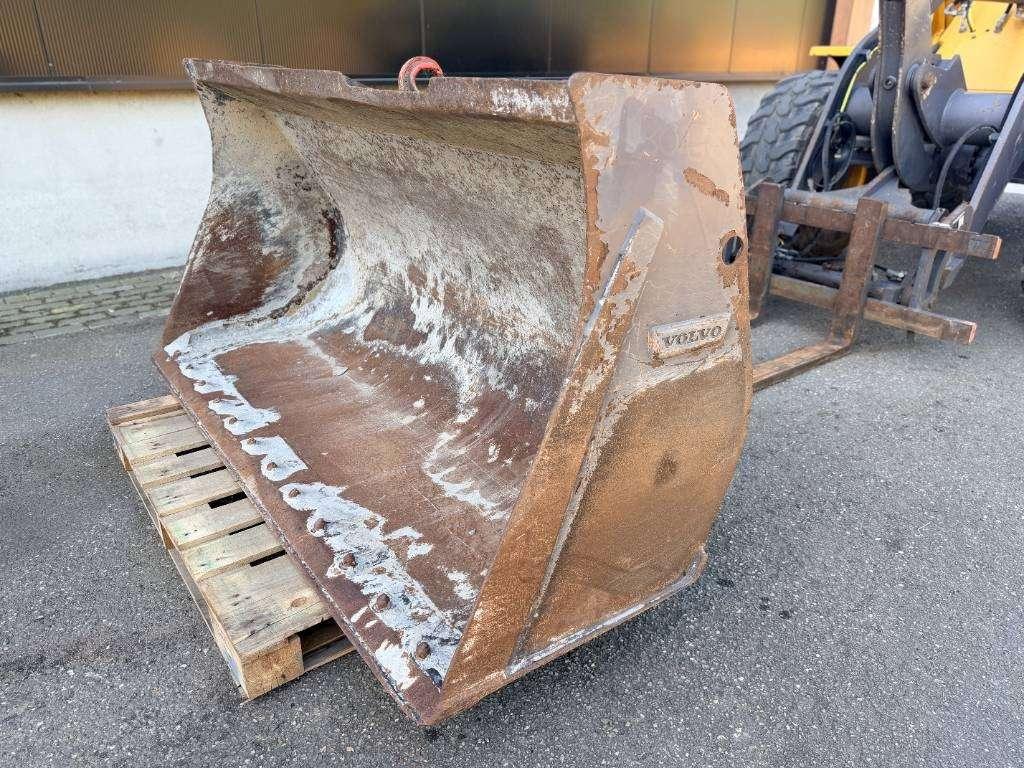 Volvo L30G Foto 7