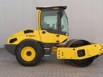Bomag BW177 D-5 PL vendida por Bove Verhuur & Verkoop