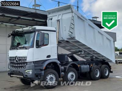 Mercedes-Benz Arocs 4245 8X4 vendida por BAS World B.V.