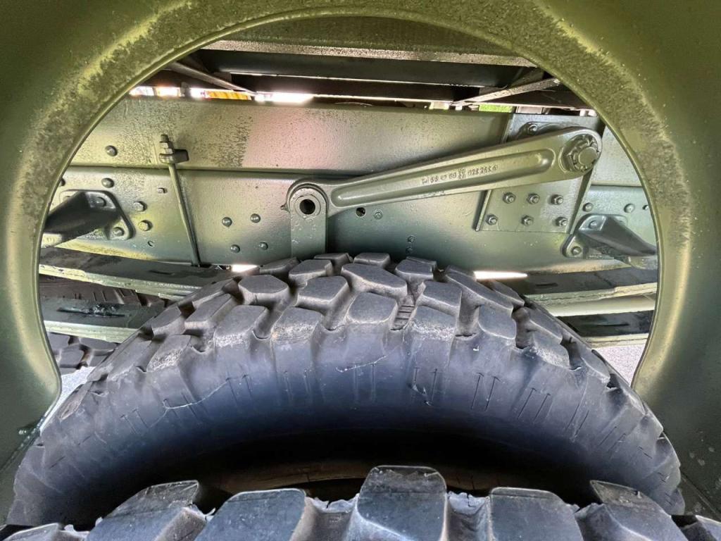 Mercedes-Benz 1017 4X4 ex army reconditioned Foto 29