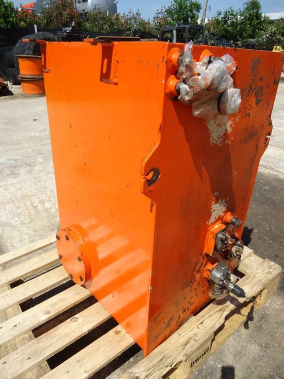Depósito para aceite para Fiat Kobelco/Fiat Hitachi W270 Foto 2