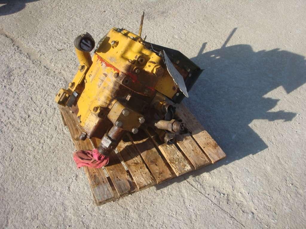 Distribuidor hidraulico para FIAT ALLIS - DOZER FL20 E FD20 Foto 5