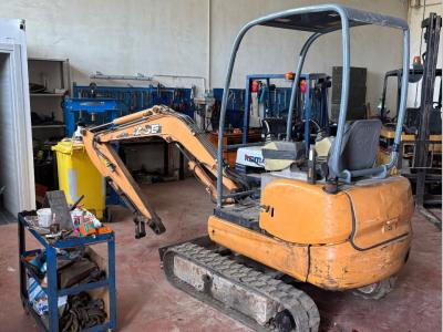 Case CX18B vendida por Zane Macchine Srl