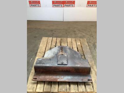Placas de armadura inferior para Caterpillar 924G - riparo sotto motore vendida por Massucco T. Srl Area Ricambi