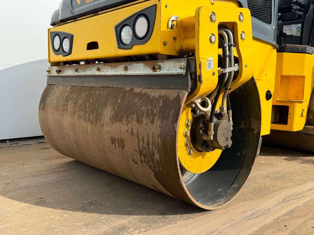 Bomag BW120AD-5 - Good Condition / Only 800 Hours! Foto 12