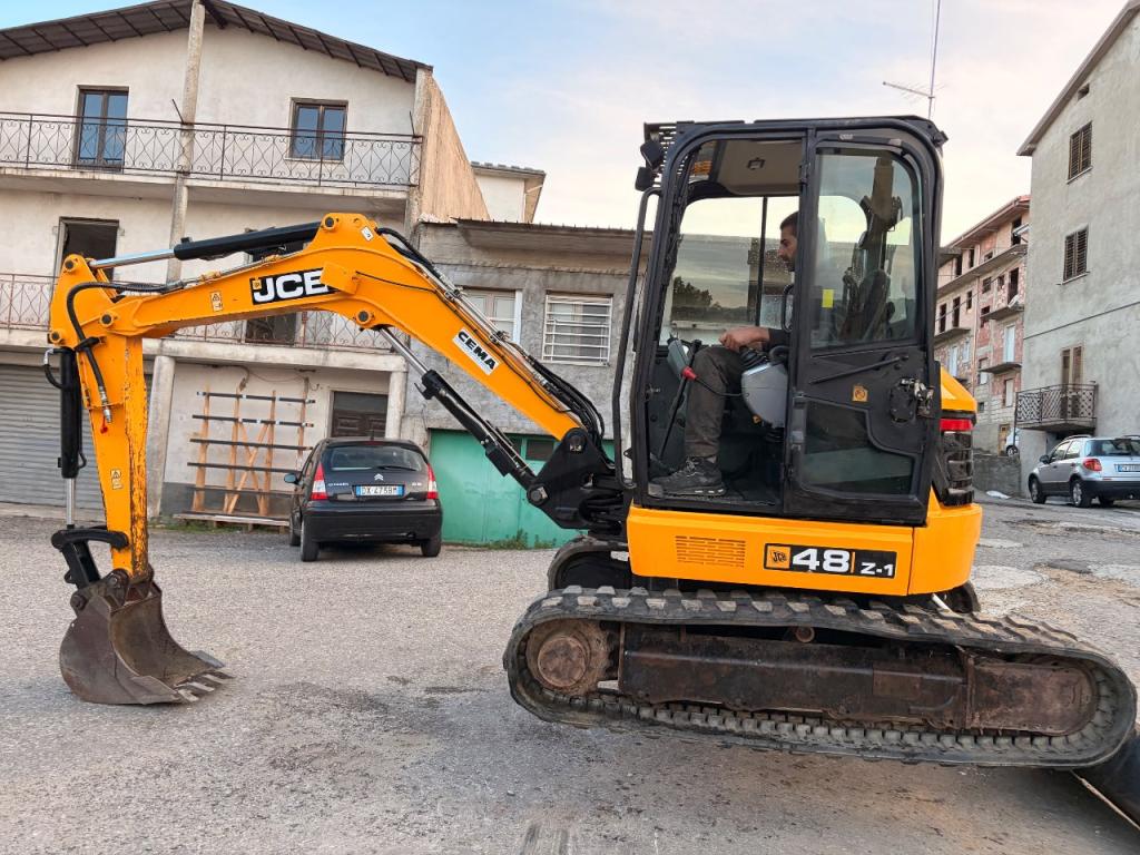JCB 48 z 1 Foto 13
