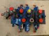 Distribuidor hidraulico para New Holland W 110 B Foto 1 thumbnail