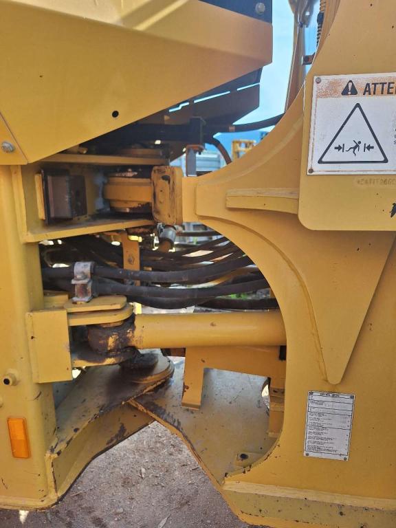 Caterpillar IT 28 G Foto 4