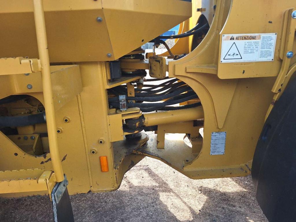 Caterpillar IT 28 G Foto 7