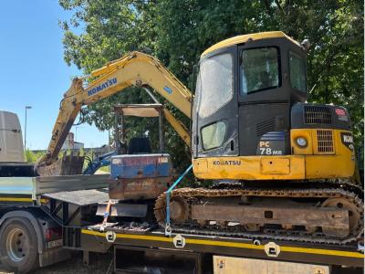 Komatsu PC78 MR-6 Foto 1
