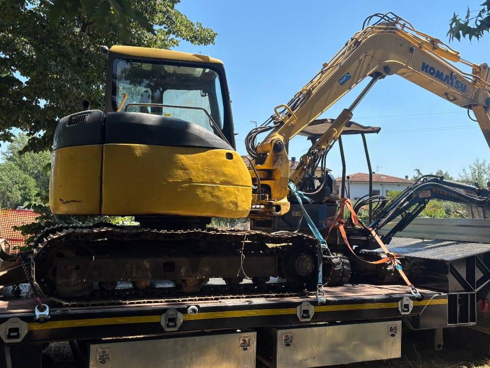 Komatsu PC78 MR-6 Foto 3