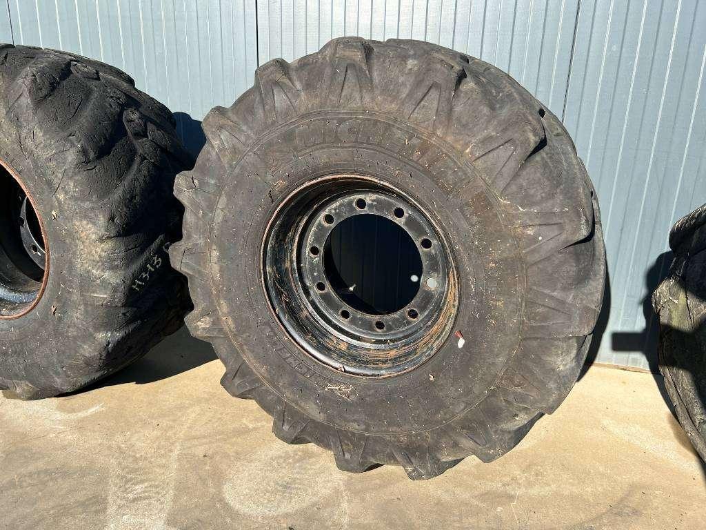 Neumático para Michelin 445/70R19.5 incl. rim Foto 10
