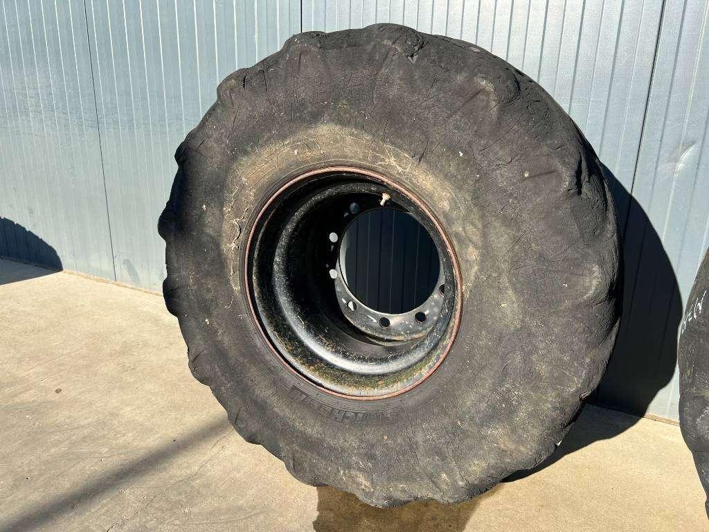 Neumático para Michelin 445/70R19.5 incl. rim Foto 6