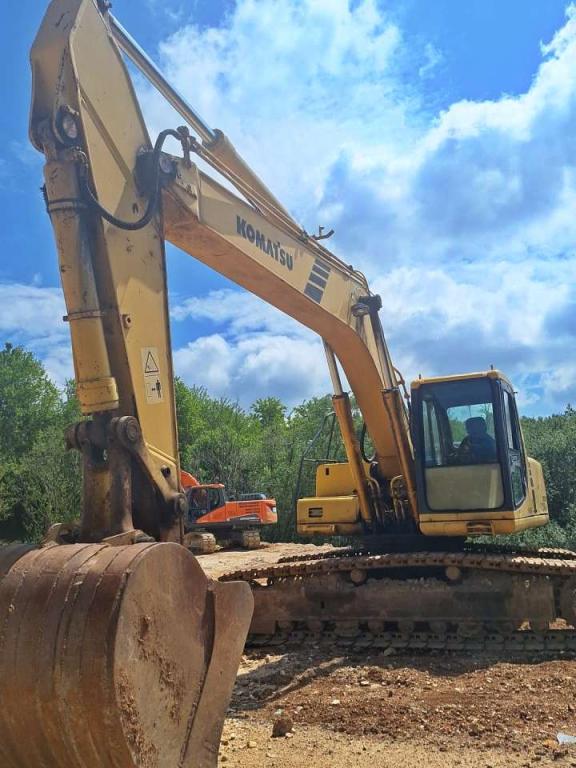 Komatsu PC240NLC-6K Foto 2