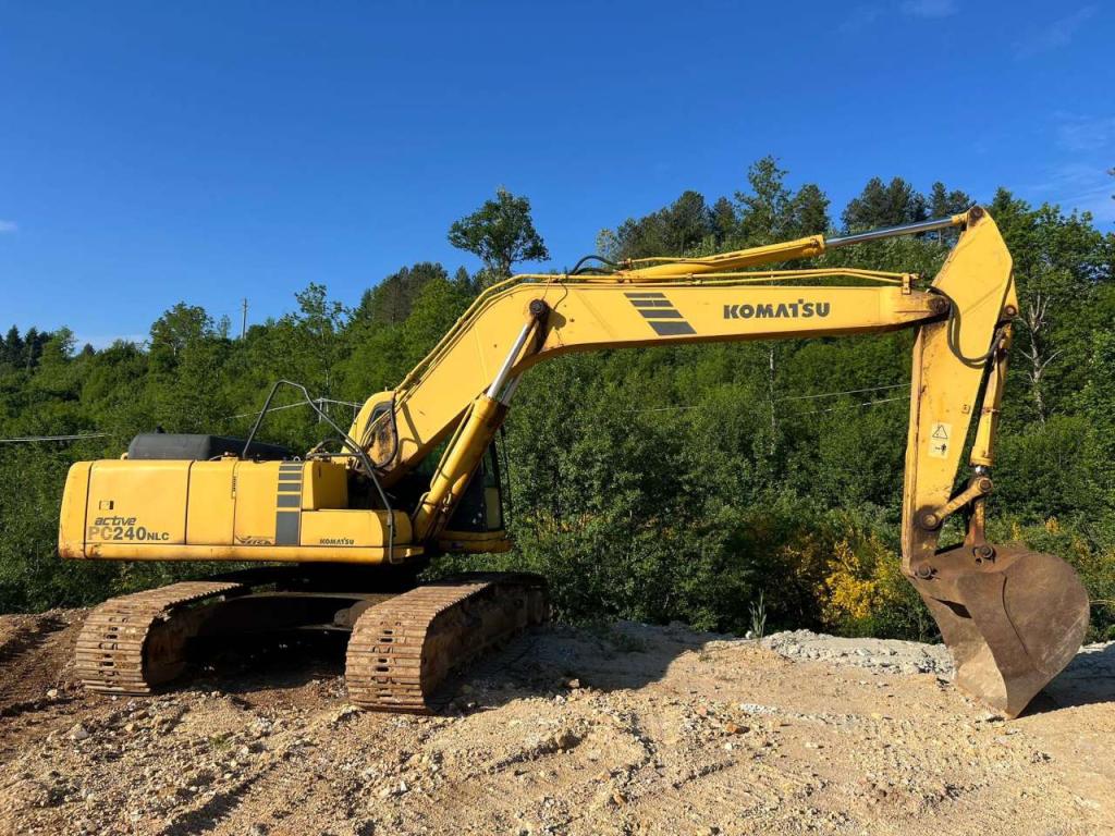 Komatsu PC240NLC-6K Foto 4