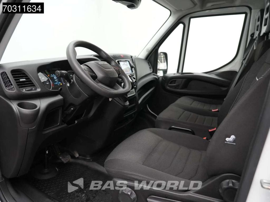 Iveco Daily 35S16 Automaat L3H2 3,5t Trekgewicht Airco Camera Parkeersensoren Euro6 L3 Airco Foto 12