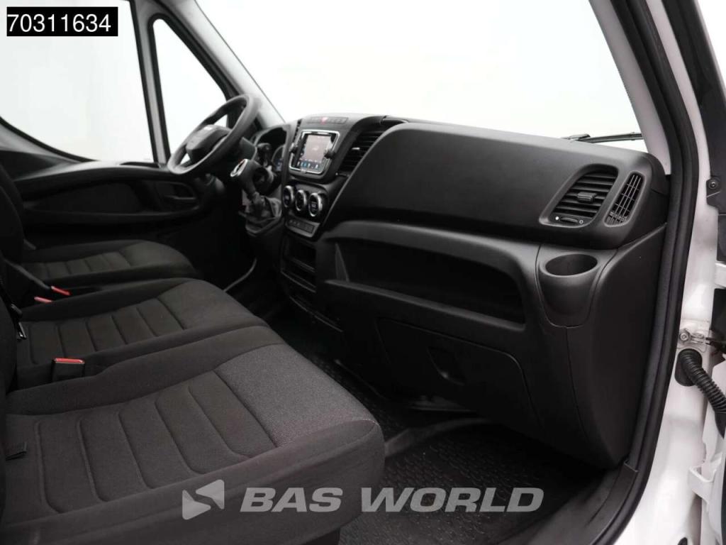 Iveco Daily 35S16 Automaat L3H2 3,5t Trekgewicht Airco Camera Parkeersensoren Euro6 L3 Airco Foto 13