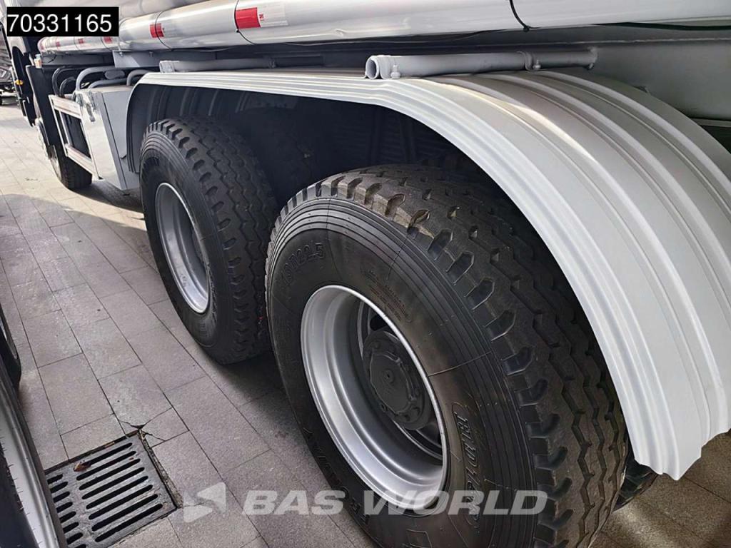 Sinotruk HOWO 371 6X4 Foto 17