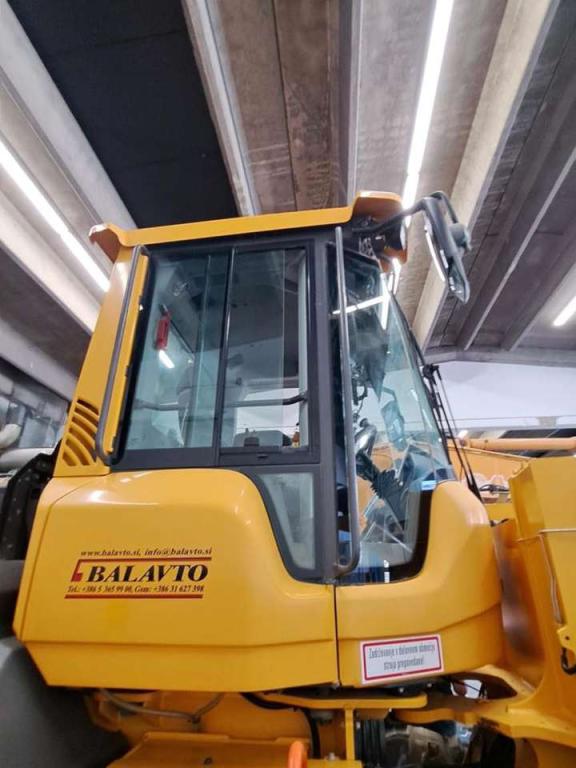 Volvo L120H Foto 19