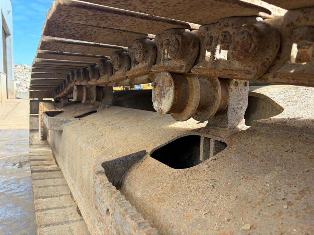 Komatsu PC240 Foto 16